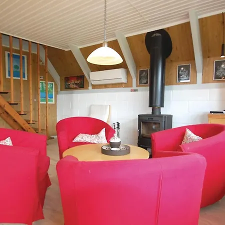 Cozy In With Wifi Holiday home